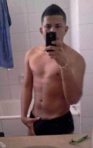 Josue Escort putos hombres, putas mujeres, travestis de todas las regiones en Santiago |  Josue joven dotado y caliente por primare vez en santiago 99084065, 21x5 cm ven y compruebalo