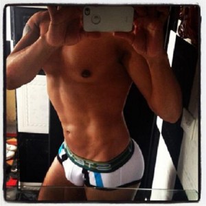 Alexander Escort putos hombres, putas mujeres, travestis de todas las regiones en Santiago |  Temina el a&Ntilde;o con un buen sexo sexo de palcer lujuria y enegiaz, Alexander guapo chico chileno calenton