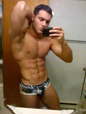 Mauricio Escort putos hombres, putas mujeres, travestis de todas las regiones en Santiago |  Mauricio sexo urbano macho para caballeros discretos y reservados , Culon , lampi&Ntilde;o , dotado 20 cm foto real cumplidor