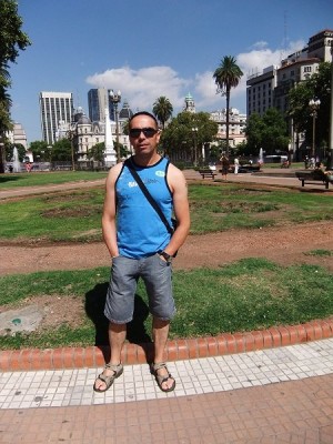 Nacho Escort putos hombres, putas mujeres, travestis de todas las regiones en Santiago |  Uniformado piola real para hombres exigente yo maduro con lugar, Full time sin apuros  morboso bareback