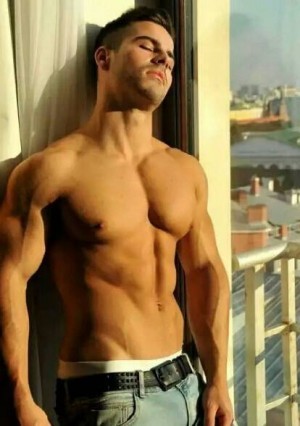 Arturo Escort putos hombres, putas mujeres, travestis de todas las regiones en Santiago |  Cabro guapo foto real , caliente culeador macho sin limites, Lampi&Ntilde;o, dotacion 20 cm atencion 24 horas c/departamento y a domicilio