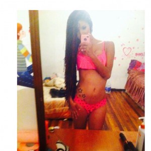 Nicol  Escort putos hombres, putas mujeres, travestis de todas las regiones en Santiago |  Nicol joven latina compleciente de 19 a&ntilde;os atus servicios , Ven a disfrutar de un buen pacer