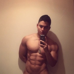Marcelo Escort putos hombres, putas mujeres, travestis de todas las regiones en Santiago |  Scort de alto nivel guapo dotado 20 cm culom lampi&Ntilde;o 59827578, Participativo en todo , besos , caricias , morbo etc full time