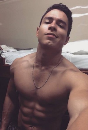 Felipe Escort putos hombres, putas mujeres, travestis de todas las regiones en Santiago |  Scort de alto nivel , nivel vip cabro super guapo 999349215, Sexo sin limites c/lugar y a domicilio