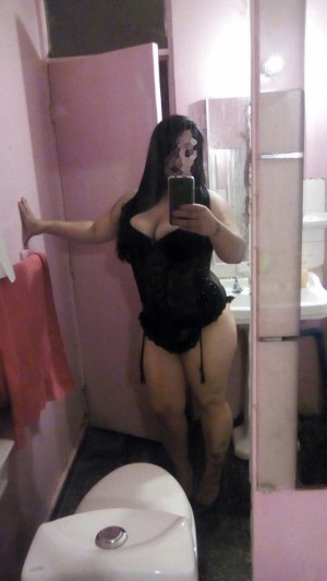 Nicky Escort putos hombres, putas mujeres, travestis de todas las regiones en Santiago |  Nicky culona calentona anal y amerikana incluida , A pasos del metro u. de chile 