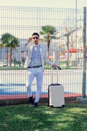 Ezequiel Escort putos hombres, putas mujeres, travestis de todas las regiones en Santiago |  Gigolo caliente y sexual para sexo, depilacion masajes y mas, Ricos servicios y atenciones, personalizados a su necesidad.