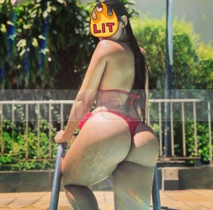 Kelly  Escort putos hombres, putas mujeres, travestis de todas las regiones en Santiago |  Contacto momento sensual delicioso servicio muy intenso pleno centro , Box equipados bellas chicas full servicio 